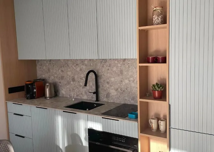 Blue Waves Z Podgrzewanym Basenem Apartmán Trzęsacz